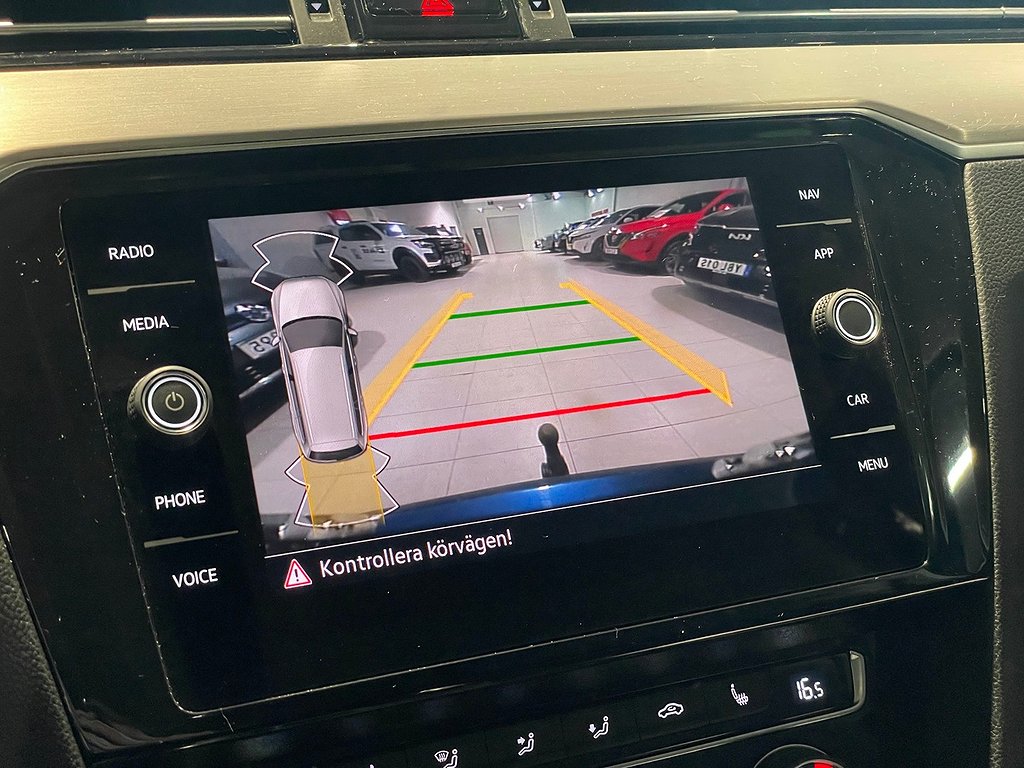 Volkswagen Passat Alltrack | 4WD | Värmare | Drag | Navi 2020
