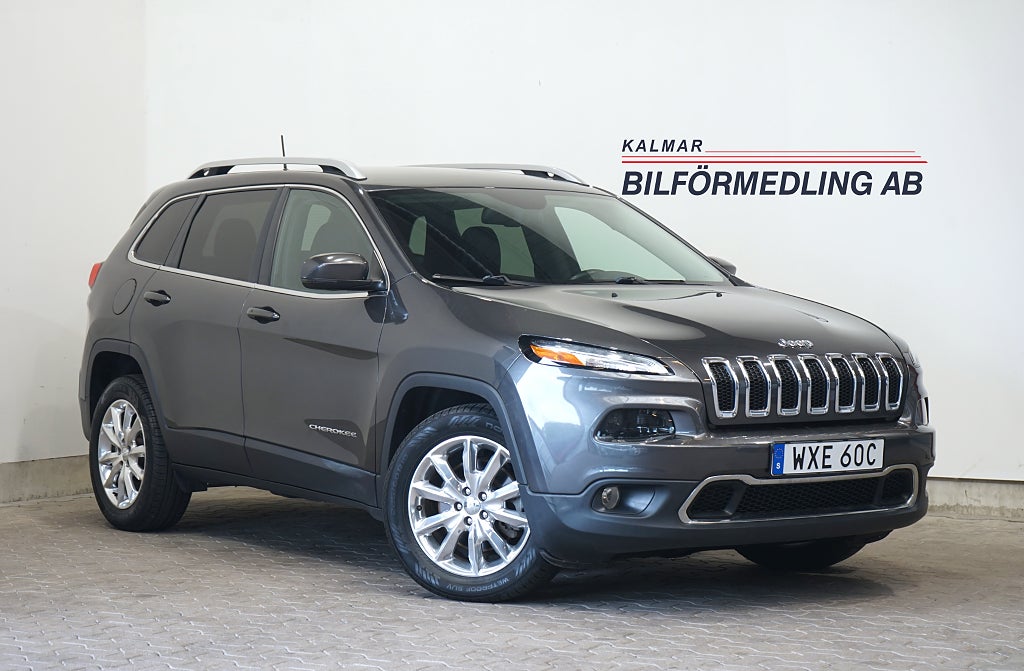 Jeep Cherokee 2.4 B-kamera 186hk