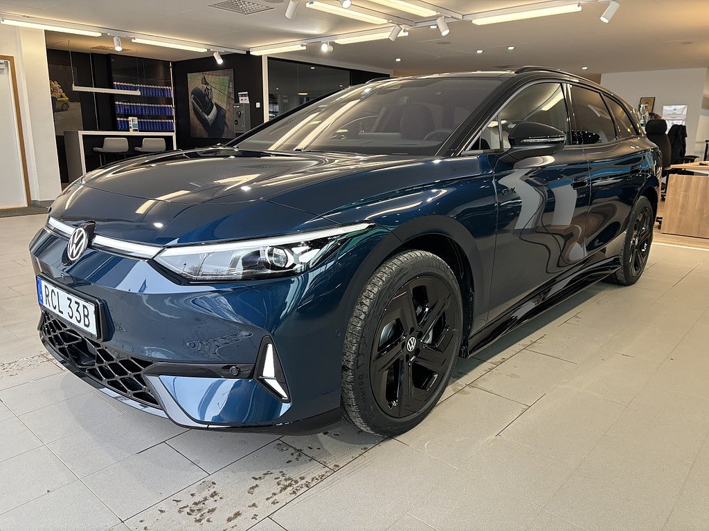 Volkswagen ID.7 GTX Tourer 340hk - **LAGERBIL**