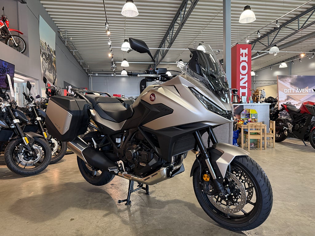 Honda NT1100D DCT 