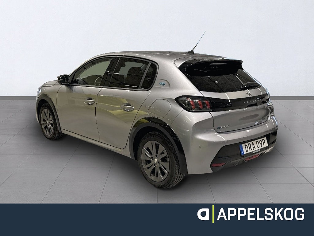 Peugeot E-208 ALLURE 50 kWh Electric |RÄNTA 3,99%|V-HJUL INGÅR| thumbnail