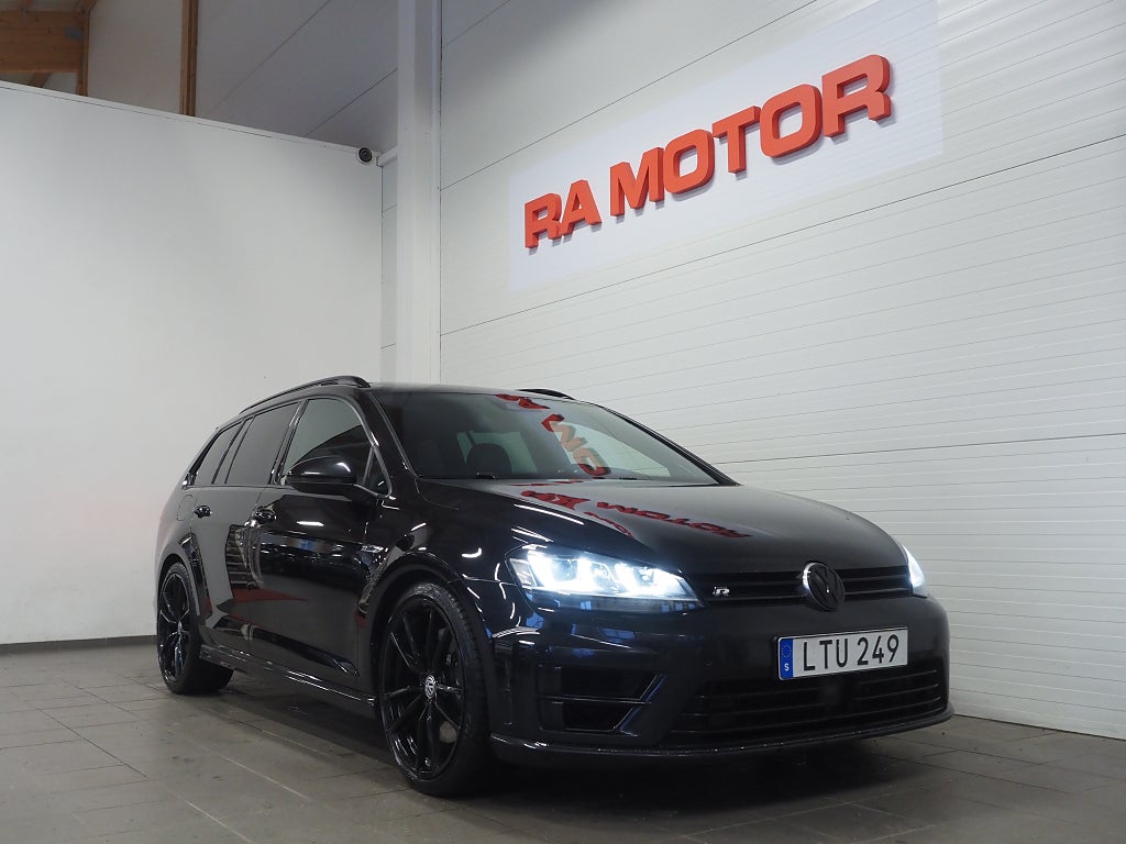 Volkswagen Golf SC R 2.0 TSI 4M 300hk Pano Skinn Dynaudio Keyless Navi 2015