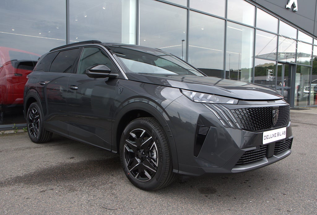 Peugeot 5008 Edition Hybrid 145hk 7-sits *Fri service 3 år
