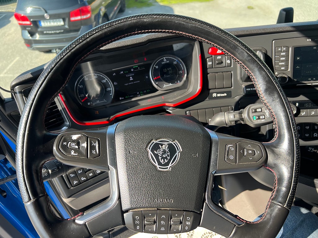 Scania R660 V8 6x2*4 Lastväxlare, ADR, Liftdumper, Euro 6