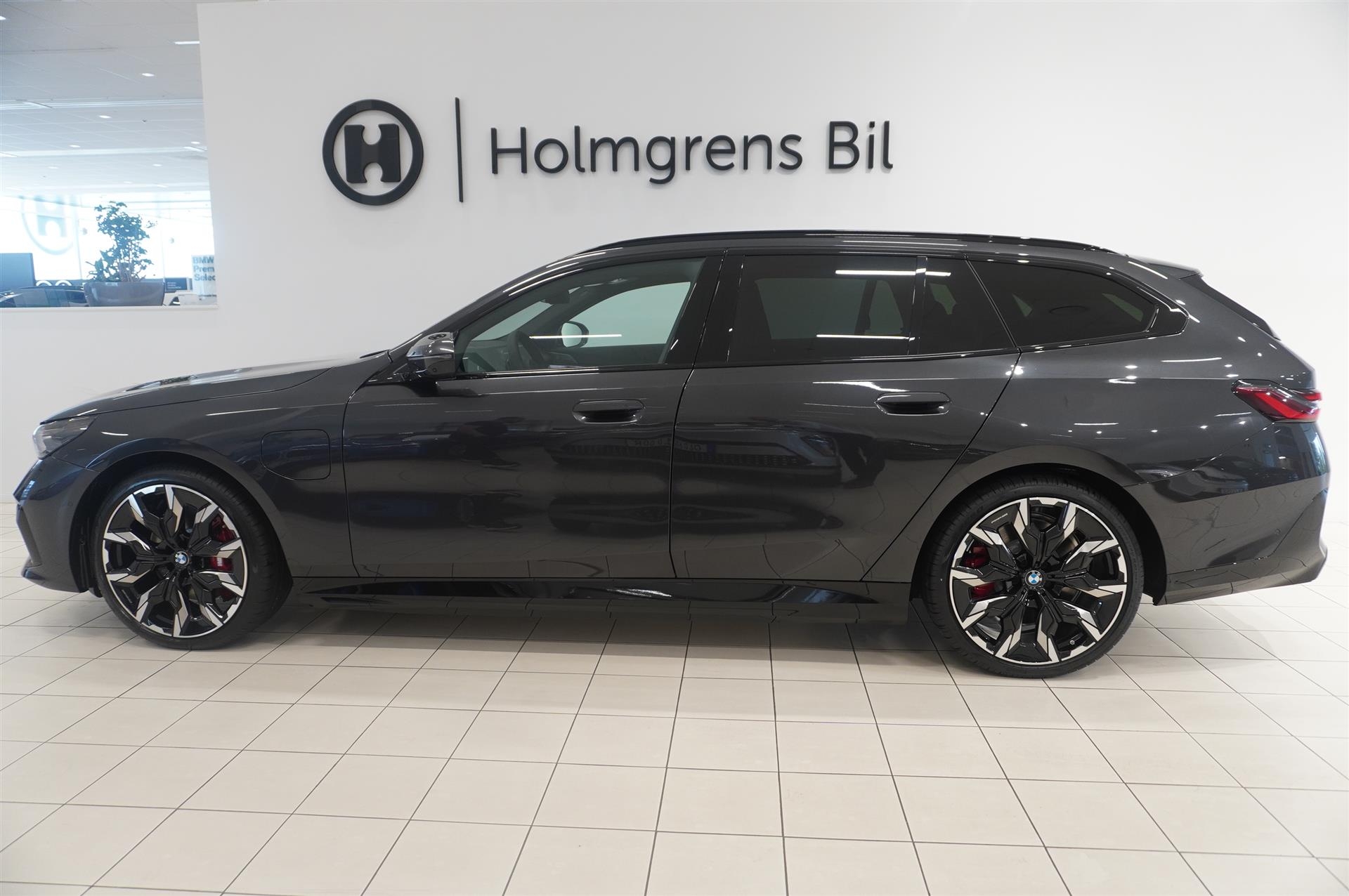 BMW 550 2026, bild 3/41