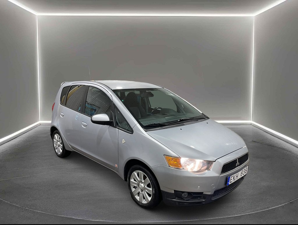 Mitsubishi Colt 1.3 MPI Motorvärmare/ PDC/ AUX/ Nyservad