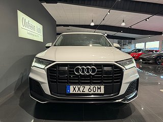 SUV Audi Q7 9 av 12