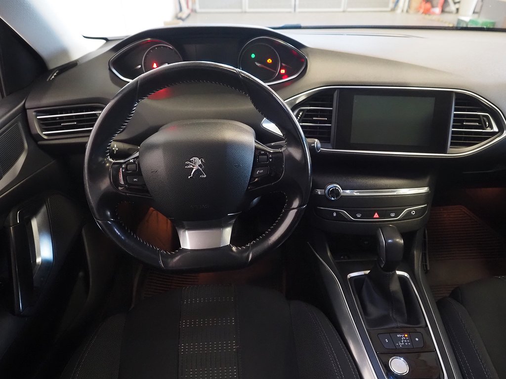 Peugeot 308 SW 1.6 Automat 120hk EAT Allure Pano Navi Drag 2015