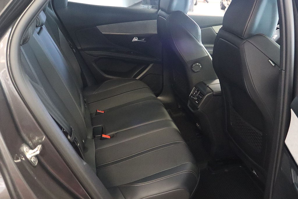 Bild på Peugeot 3008 GT 1.2 PT 130hk Aut - B-KAMERA, EN ÄGARE