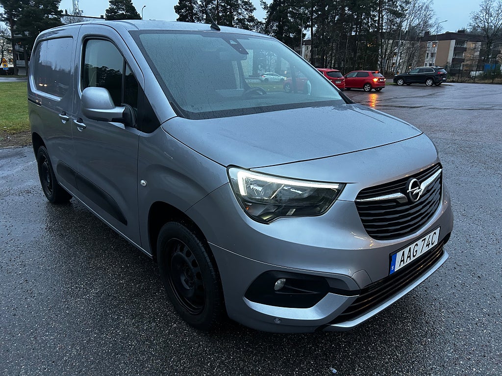 Opel Combo Cargo IP 1.5 BlueHDi 100 Euro 6 Ny besiktad & servad
