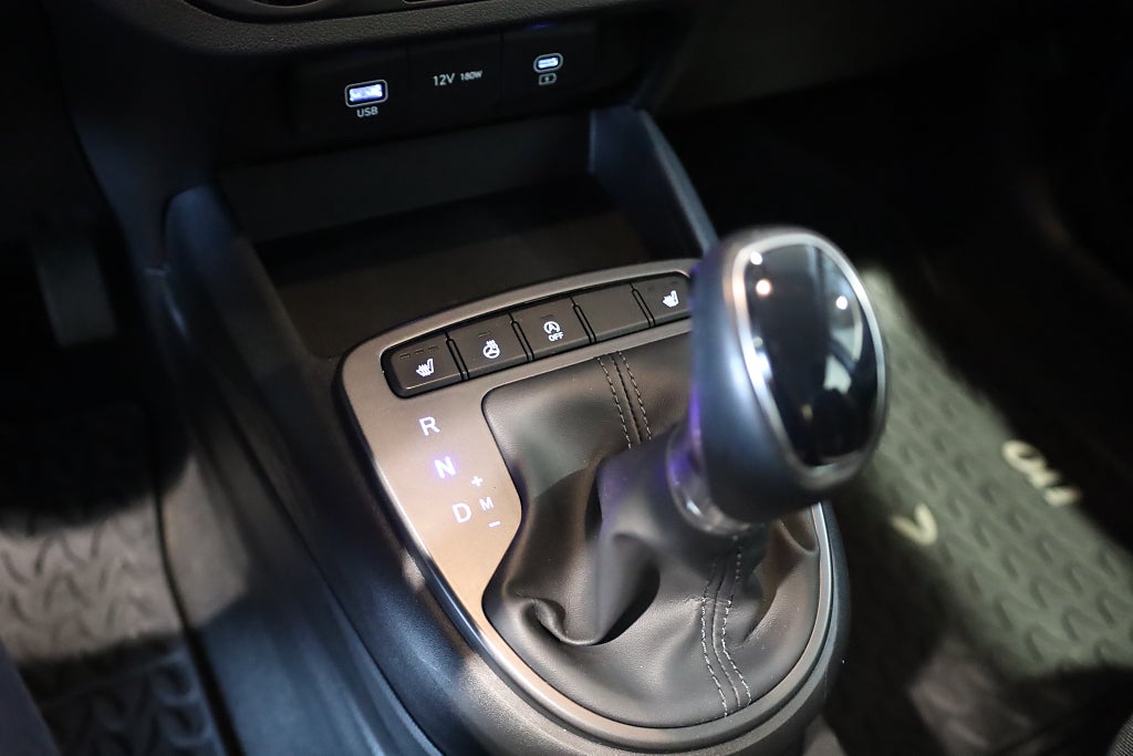 Hyundai i10 1.0 blue AUT Essential Rattvärme CarPlay Leasbar 2024