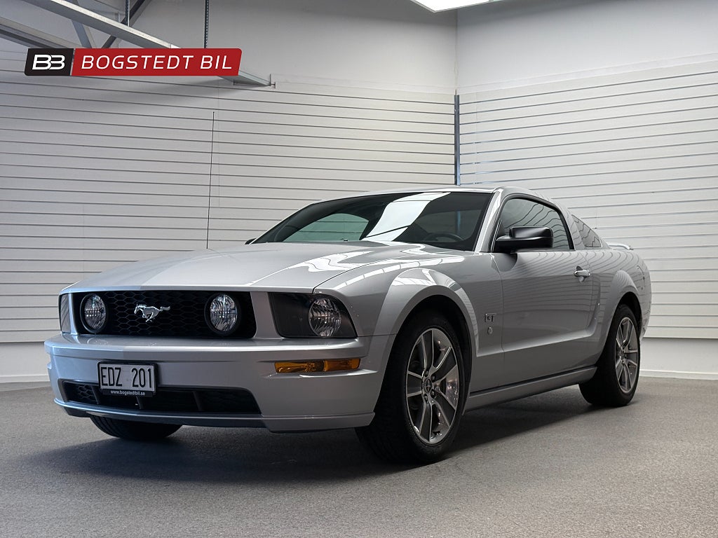 Ford Mustang GT V8 304hk | Mycket fint skick