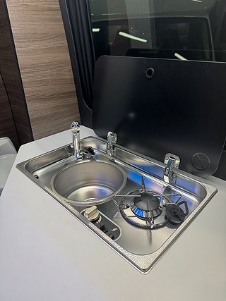 Transportbil - Skåp Volkswagen Crafter 177HK AUT CROSSBUSS 8 av 27