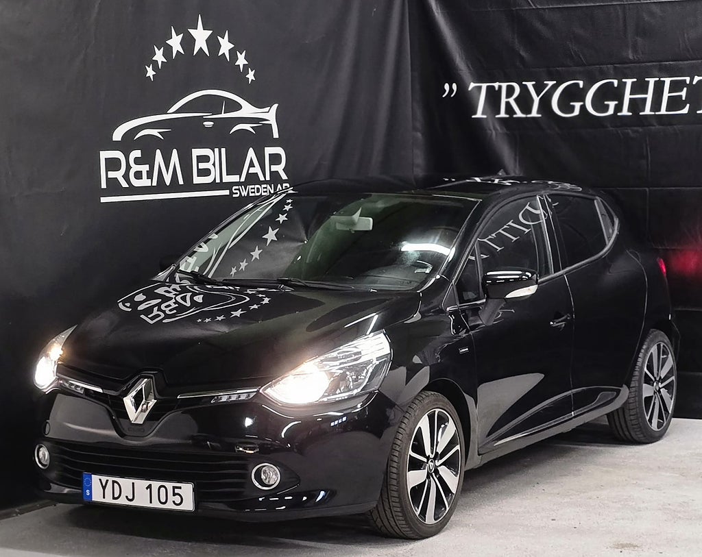 Renault Clio Få-ägare, B-kam, Navi, Blå-tand, Lågmil, Ny Bes