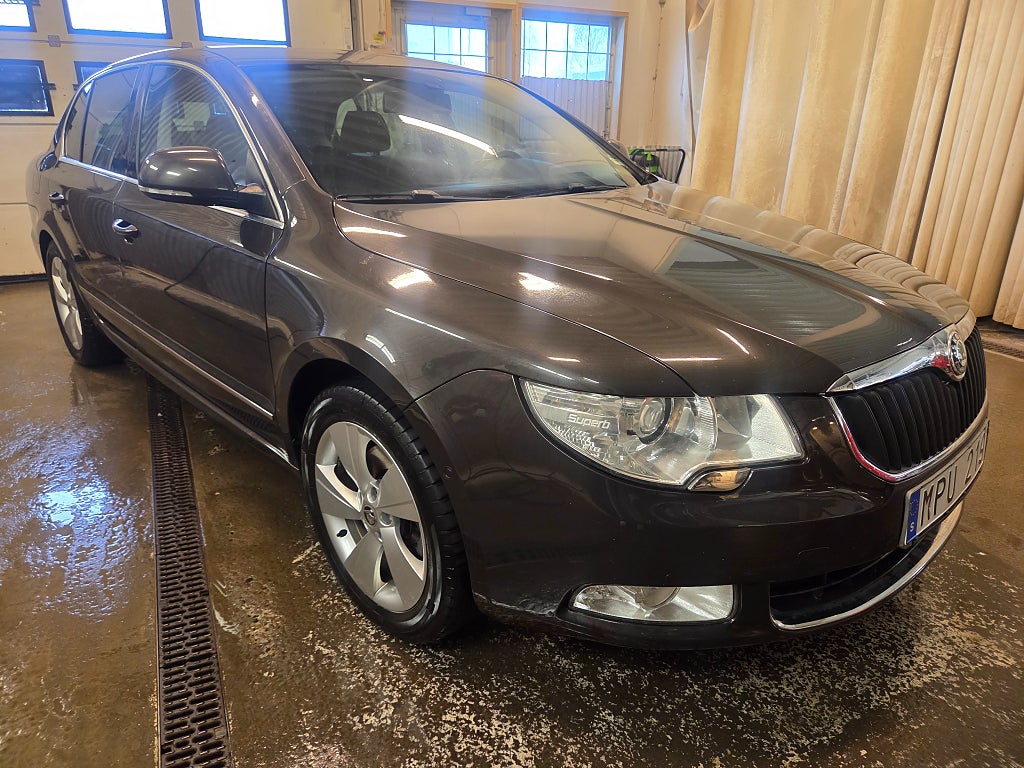 Skoda Superb 1.8 TSI Elegance 11000 Mil Nybes. Euro 5