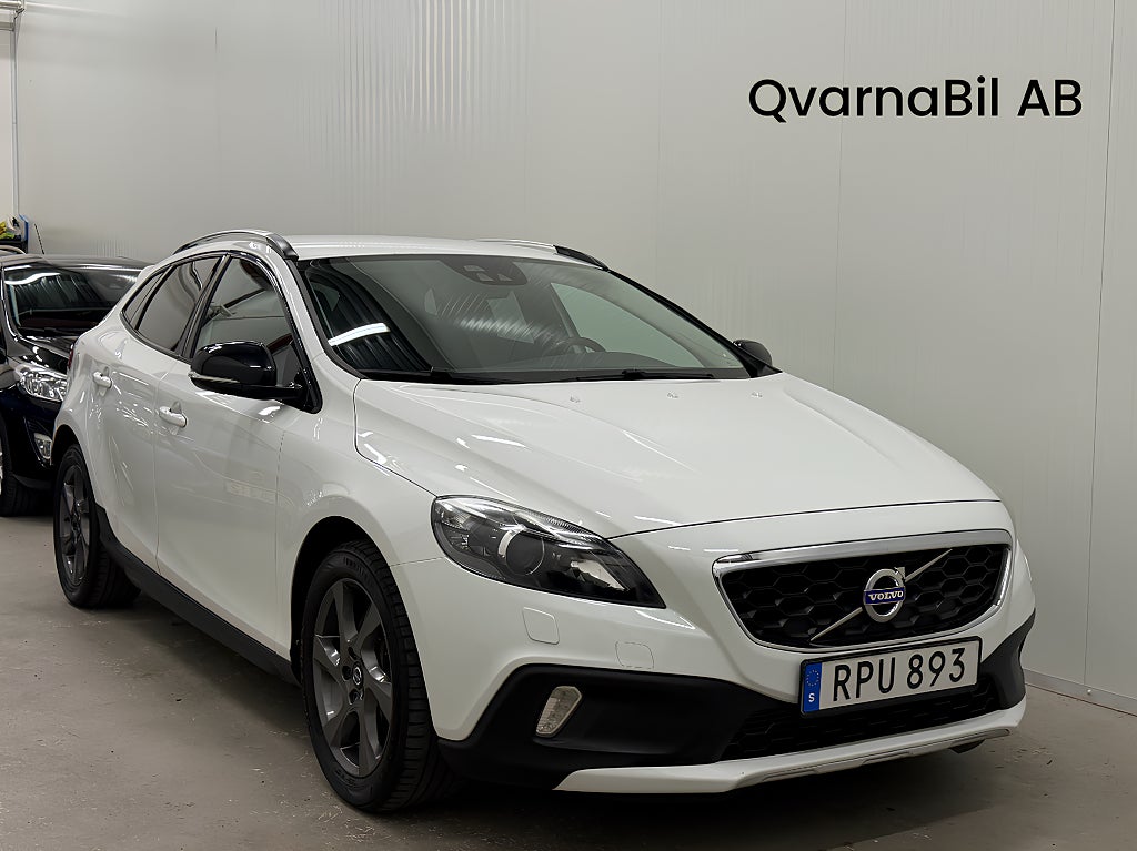 Volvo V40 Cross Country D3 Summum Business Edition 150hk *Drag/Läder/SoV*