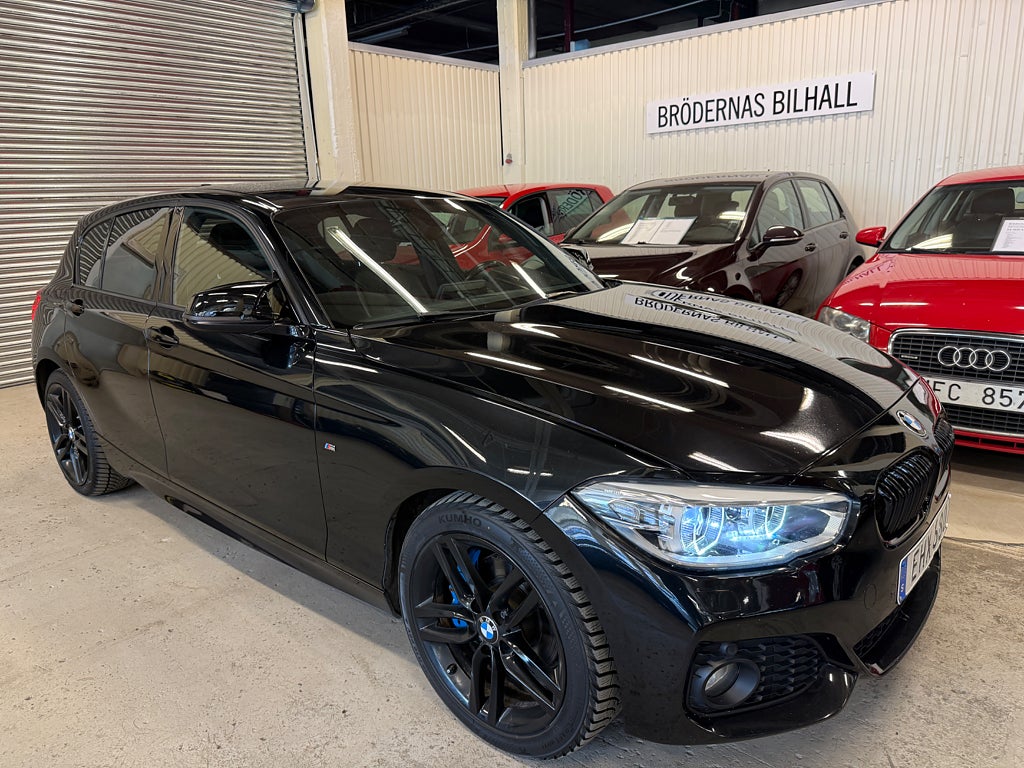 BMW 120D xDrive Steptronic M Sport Euro 6/ Dragkrok/ Navi/ H/K