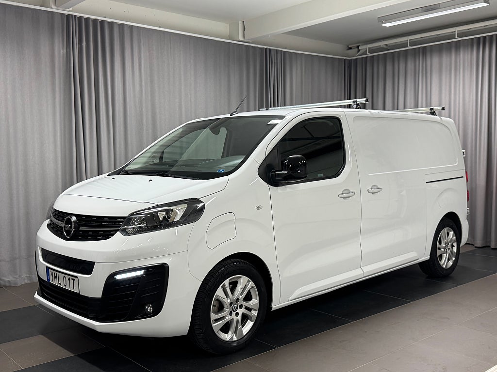 Opel Vivaro-e L2 Prem. 75 kW drag, larm vinterhjul LEASEBAR