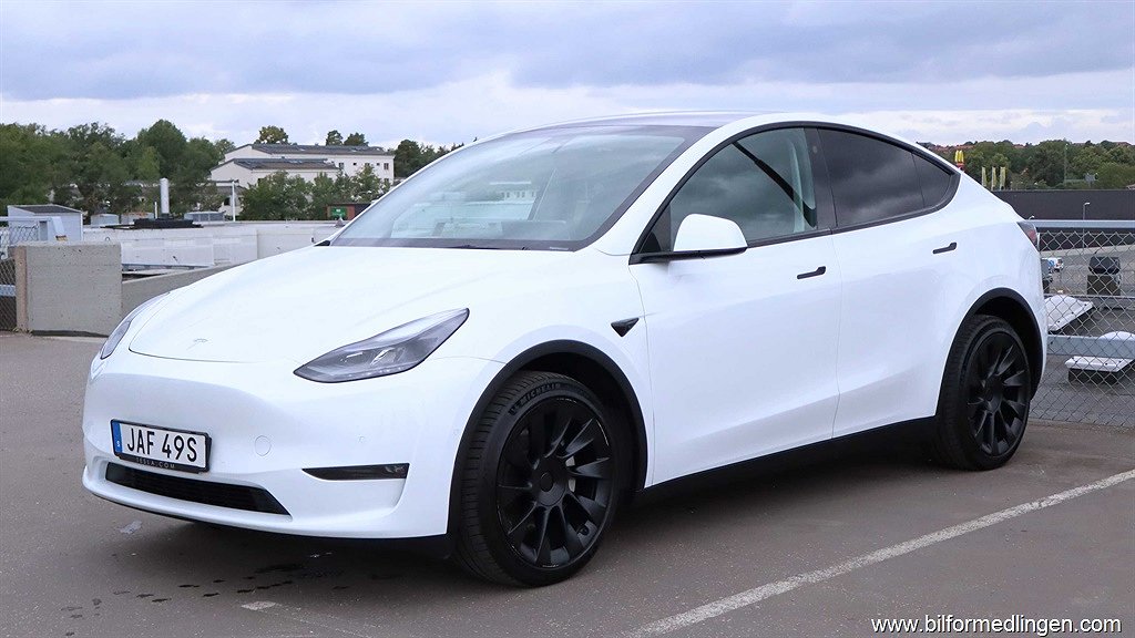 Tesla Model Y Long Range AWD Acceleration Boost FSD