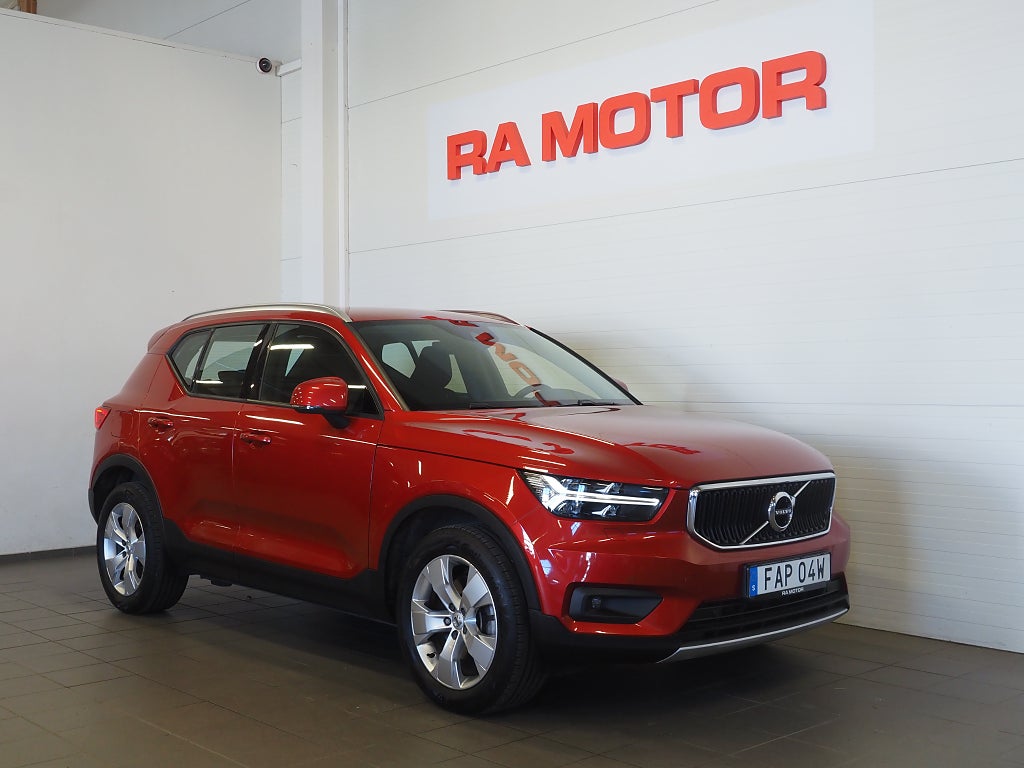 Volvo XC40 D3 AWD Geartronic Momentum 150hk | B-Kamera | Drag | 2020