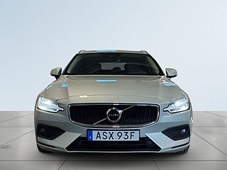 Volvo V60 D3 AWD Aut Momentum Kamera Cockpit Värmare Psens S&V – bild 2