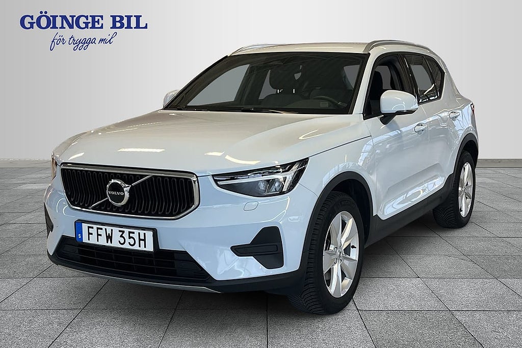 Volvo XC40 3.95% KAMPANJRÄNTA B4 FWD Bensin Core SE Värmare/ Kamera/ N...