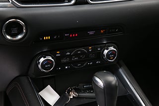 SUV Mazda CX-5 23 av 28