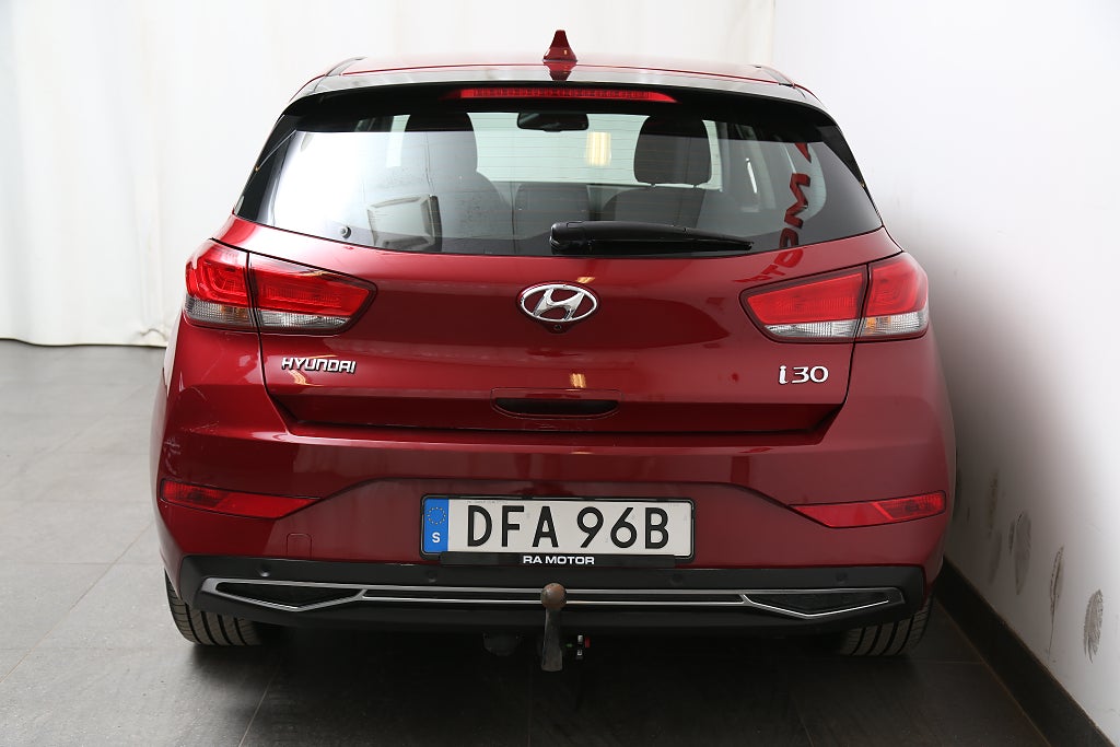 Hyundai i30 1,0 T-GDI 120hk MHEV Essential Aut 5d Kamera Drag 2022