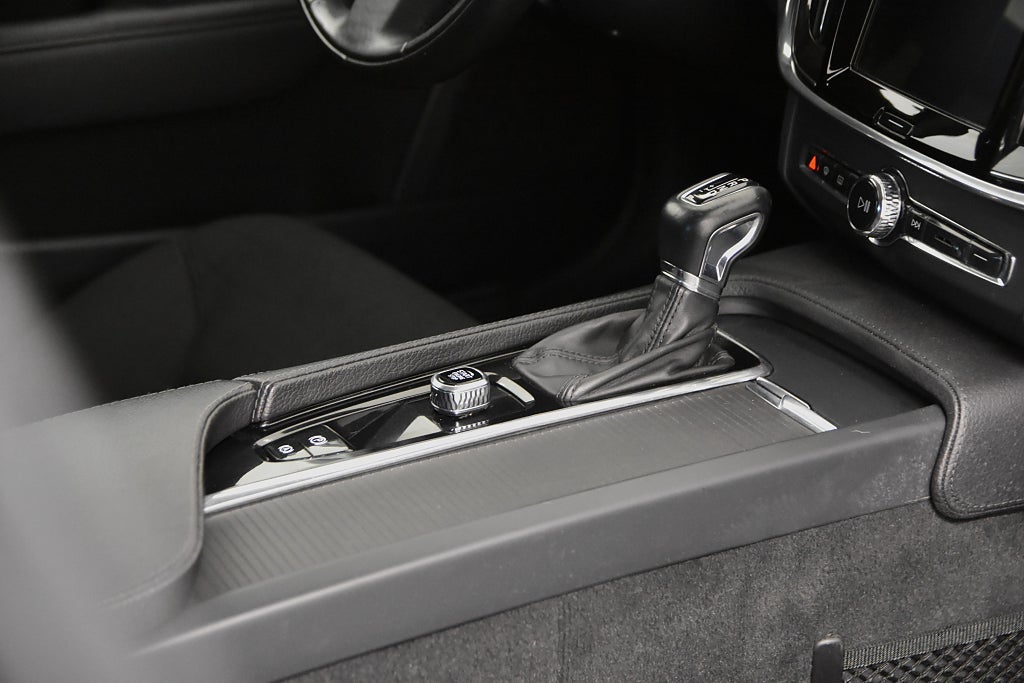 Volvo V90 D3 Geartronic, 8-trins, 150ps, 2019