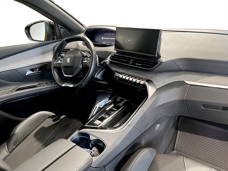 Bild på Peugeot 3008 GT 1.2 PT 130hk Aut B-KAMERA CARPLAY