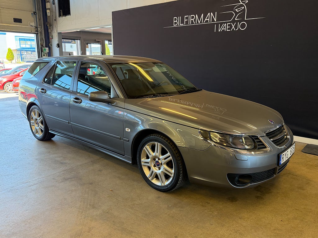 Saab 9-5 SportCombi 2.0t BioPower AUTOMAT Vector /LÅGMIL!!