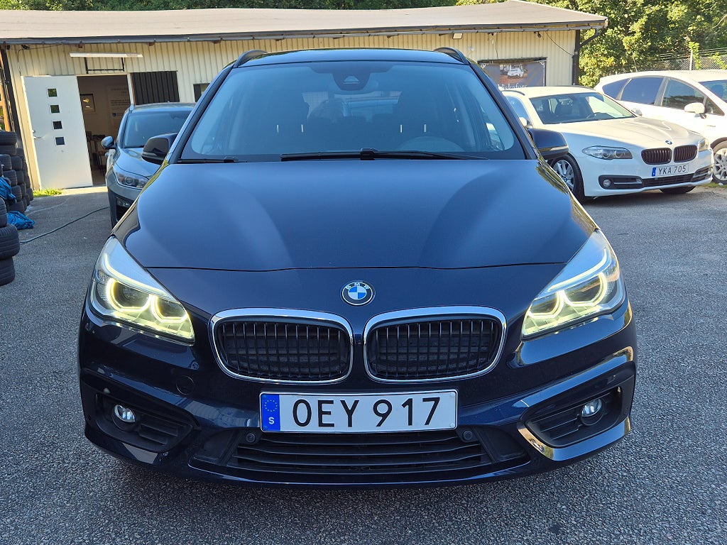 BMW 218i Gran Tourer 7-sists  8600 mil / Euro 6