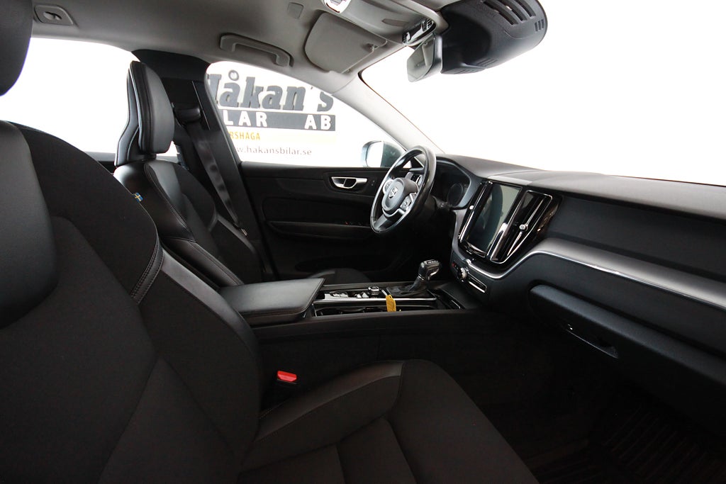 Volvo XC60 2020 - miniatyr 3