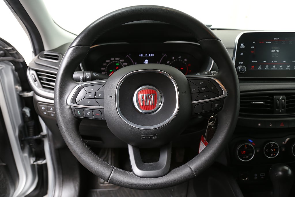 Fiat Tipo 1,6 110hk Lounge Kombi Automat 2018