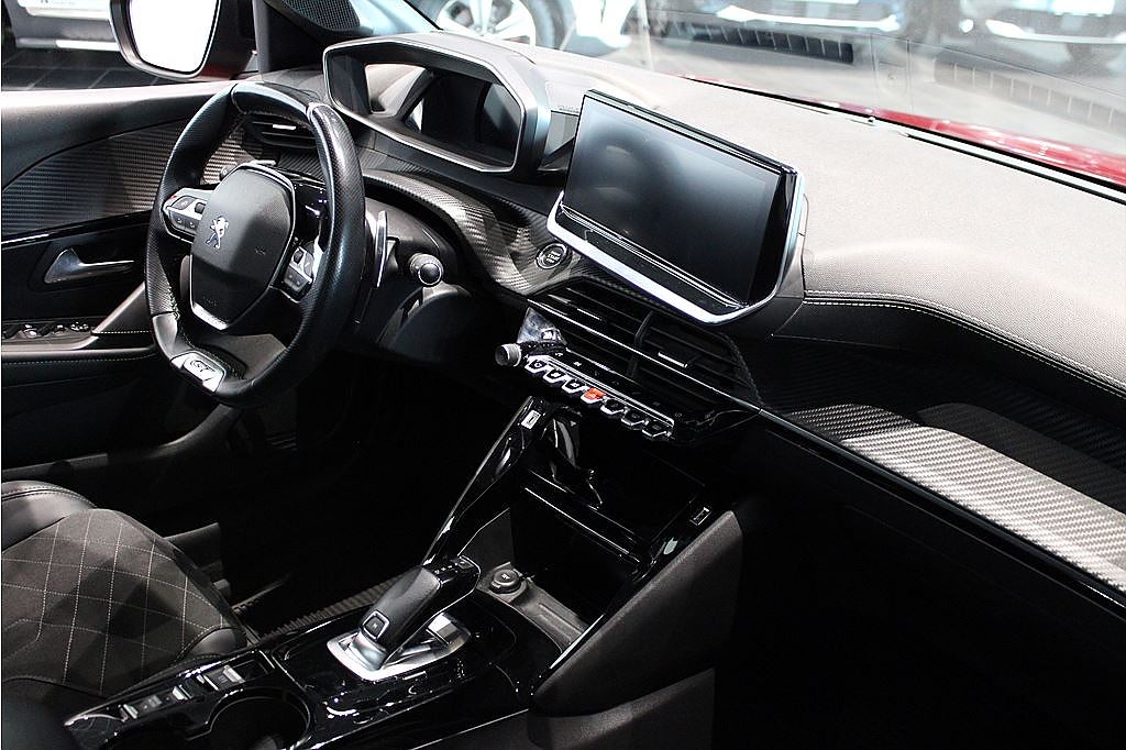 Bild på Peugeot 208 GT-Line 1.2 PT 130hk Aut - B-KAMERA, CAPRLAY