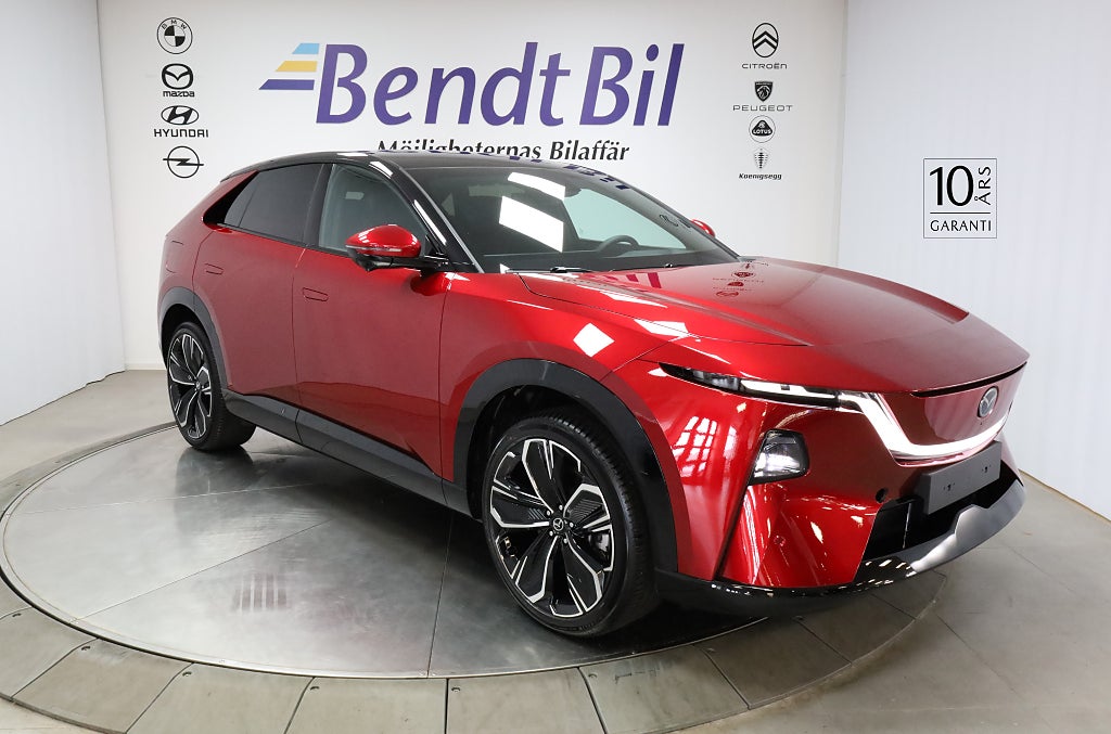 Mazda CX-6e 78 kWh | Takumi | Vinterhjul & Service | 3.99% RÄNTA