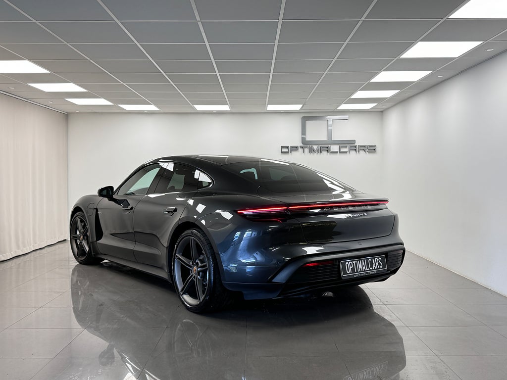 Porsche Taycan 2022 - miniatyr 9
