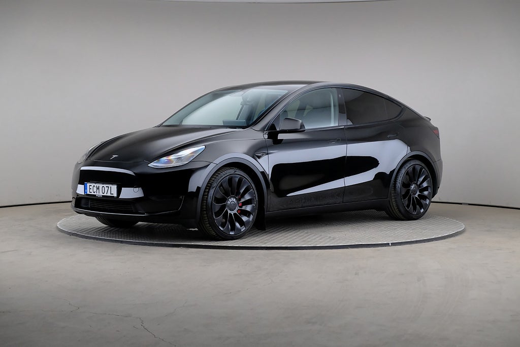 Tesla Model Y Performance 534hk AWD
