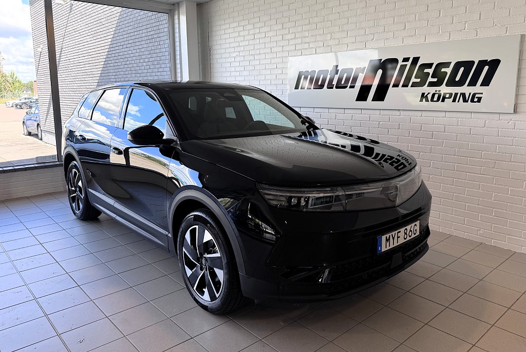 Opel Grandland GS Hybrid 145hk Aut Panorama B-kamera Carplay V-hjul 