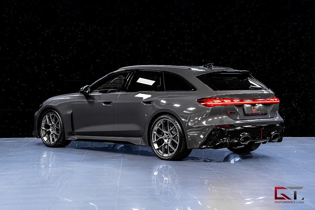Audi RS5 Avant MOMS Sport-paket Tech Pro Pano B&O-3D MMI+