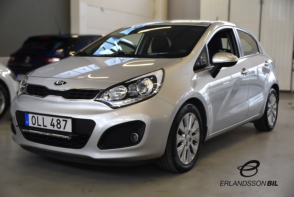 Kia Rio 5-dörrar 1.4 CVVT GLS Euro 5 NYSERVAD RATTVÄRME