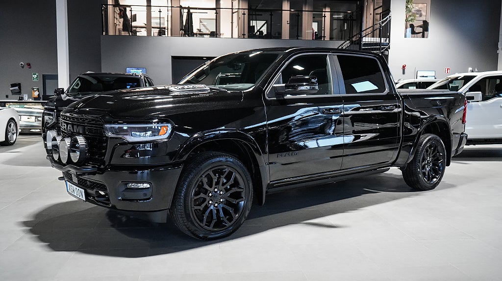 Dodge RAM 1500 Limited Night Edition 540HK Hurricane E85 SE TILLBEHÖR