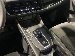 SUV Nissan Qashqai 18 av 23