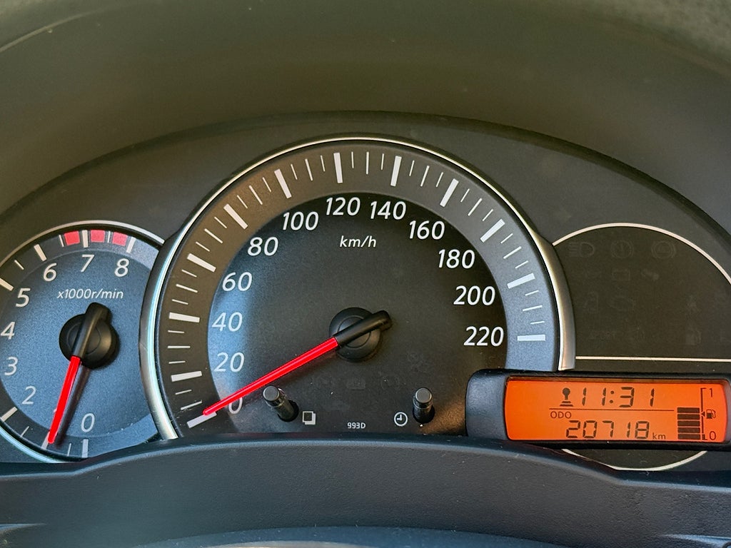 Nissan Micra 2014 - miniatyr 17