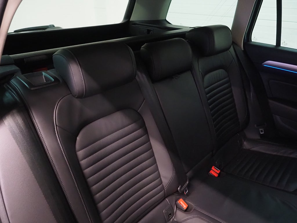 Volkswagen Passat SC GTE 1.4 TSI Plug-in Drag Värmare Skinn Kamera 2017