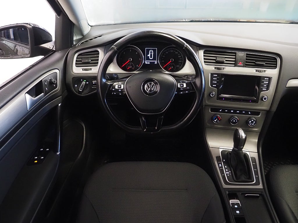 Volkswagen Golf SC 1.6 TDI 105hk DSG | Drag | Backkamera | 2014