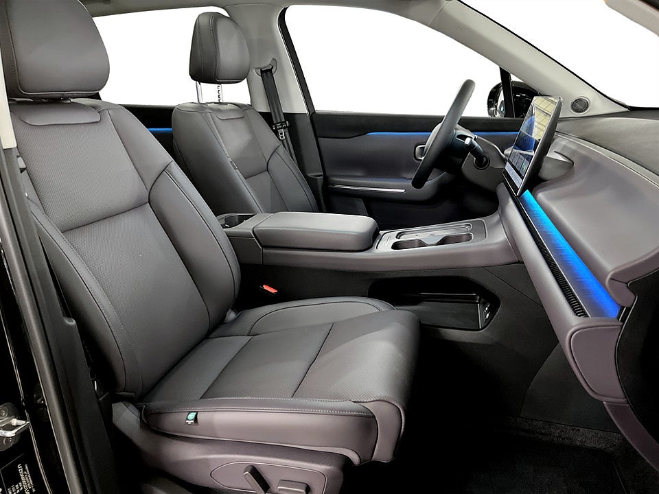 Bild på Leapmotor C10 EREV Design ProMax räckvidd 970km - OMGÅENDE LEVERANS!