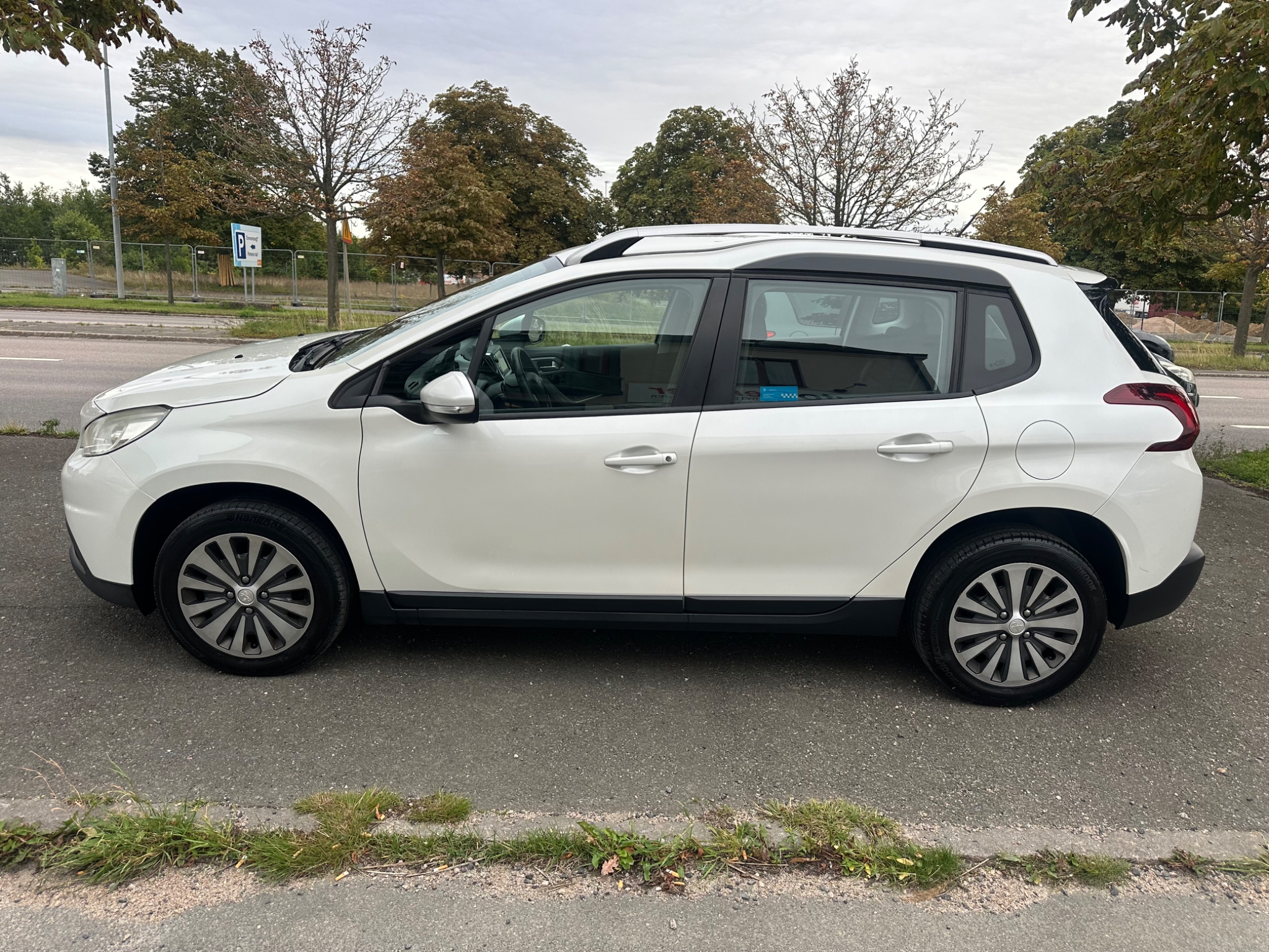 Peugeot 2008 1.6 BlueHDi 100 8v Euro 6 2016, bild 7/10