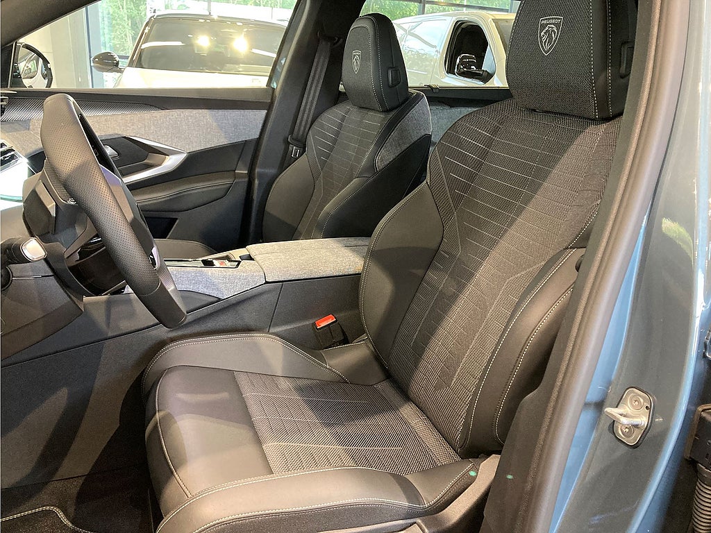 Bild på Peugeot 5008 GT Hybrid 145hk Aut - NYA VINTERHJUL INGÅR!