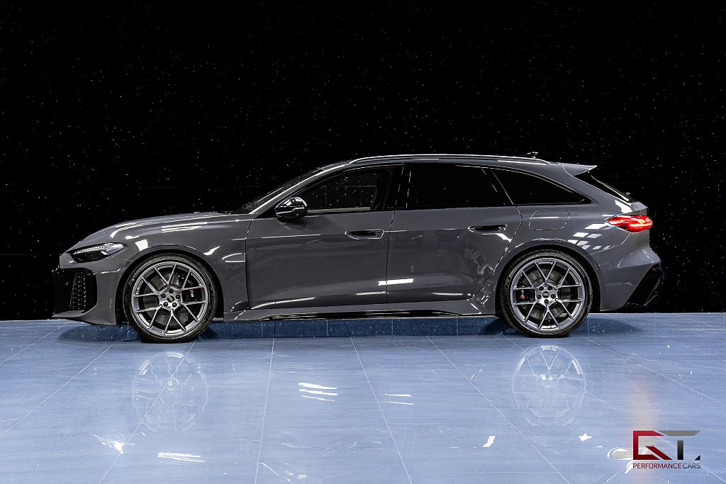 Audi RS5 Avant MOMS Sport-paket Tech Pro Pano B&O-3D MMI+
